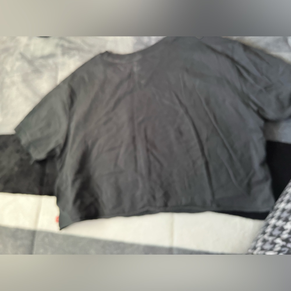 Dickies shirt yellow and black.
